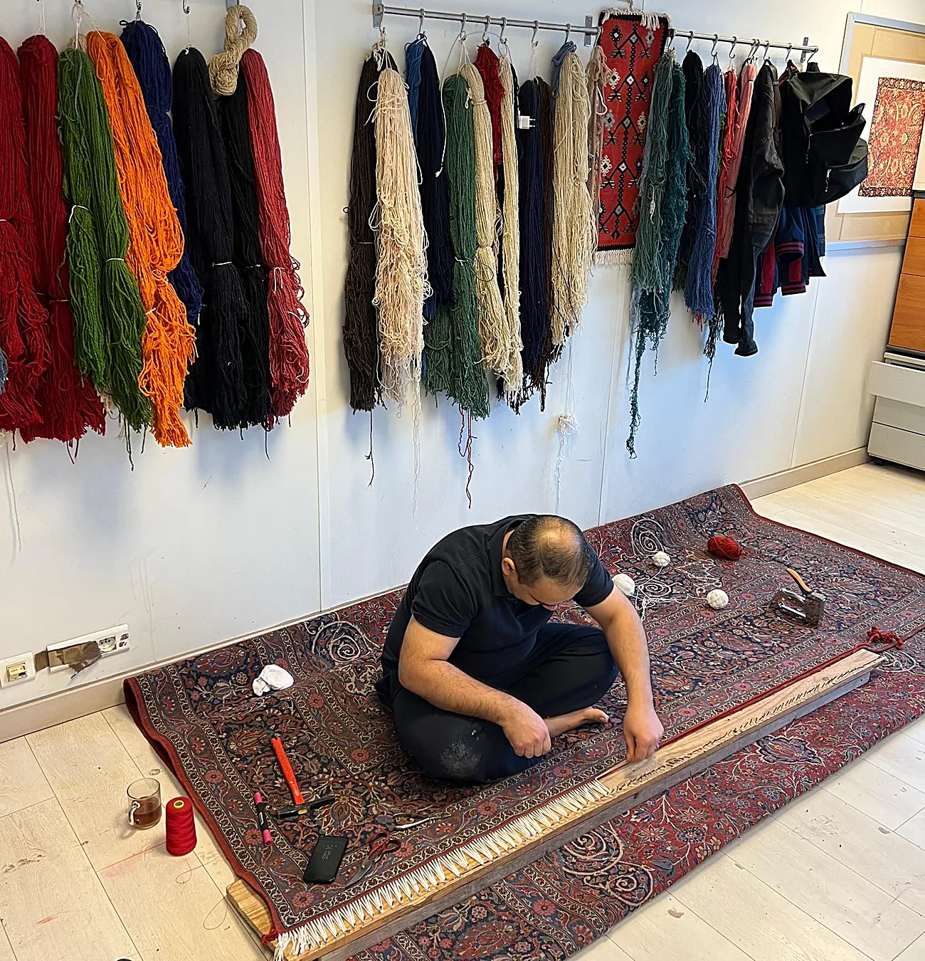 Atelier Maison Horn : laines teintées et restauration de tapis